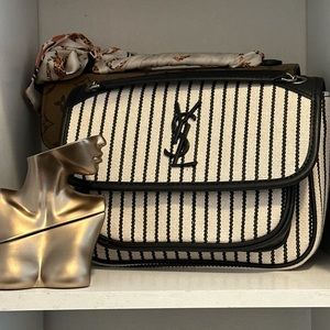 For my friend please do not buy